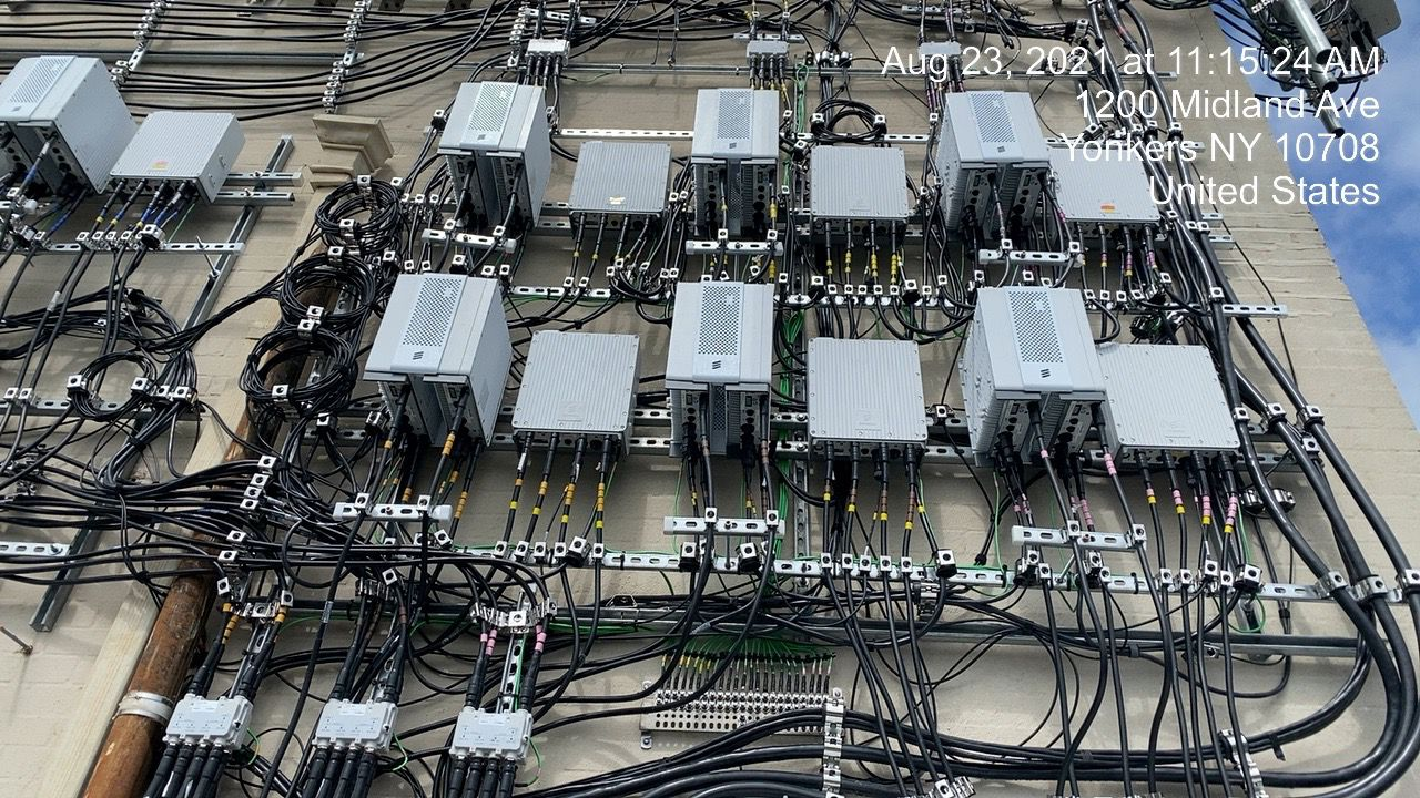 DAS wireless equipment installation